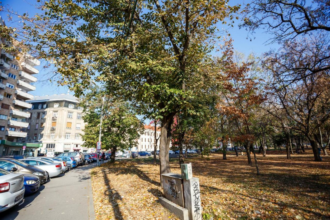 Old Square Apartments 3 Тимишоара Экстерьер фото